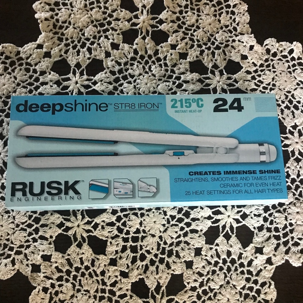 RUSK Engineering Hair Straightener